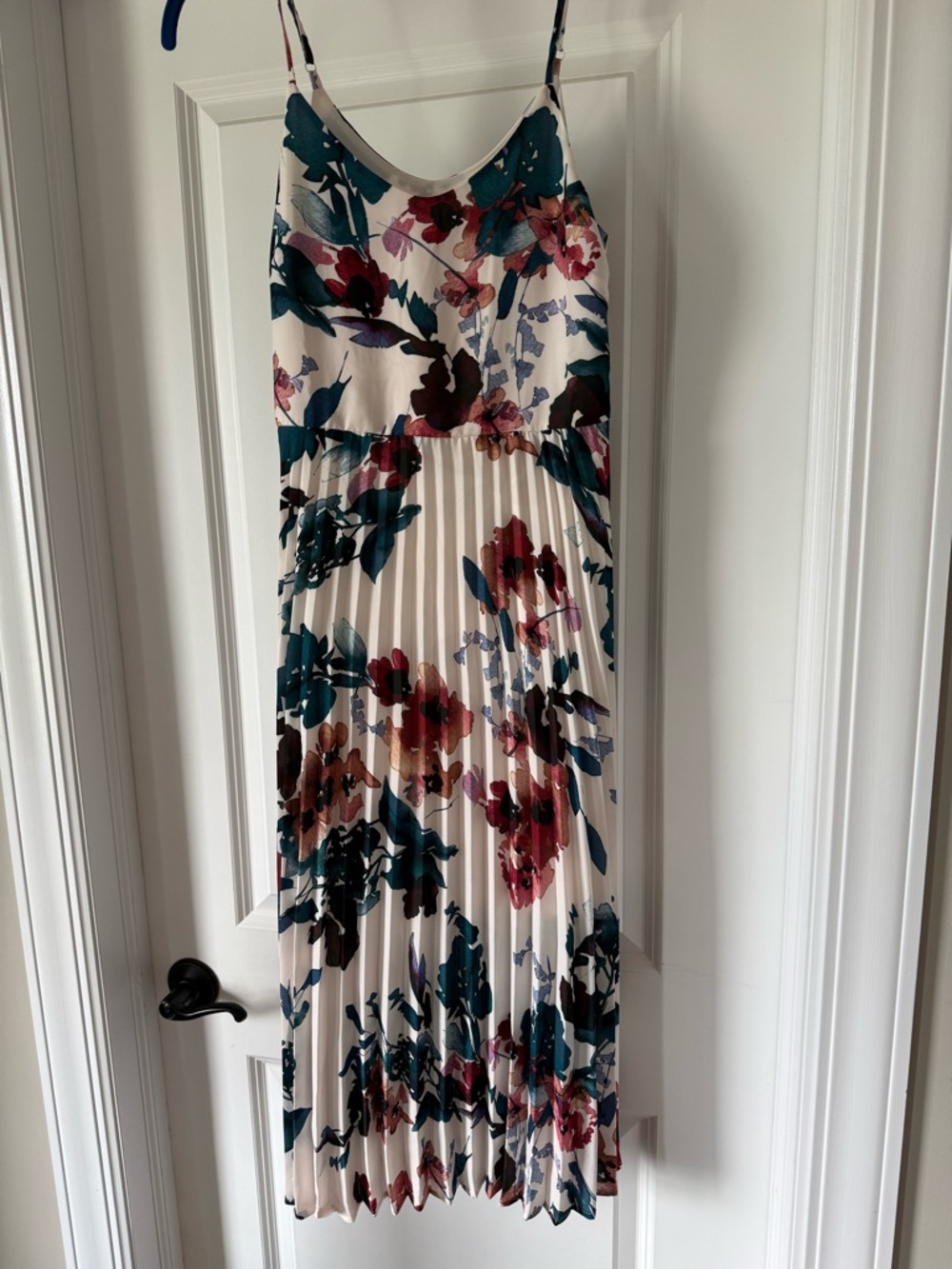 a new day Cream V-Neck Slip Top